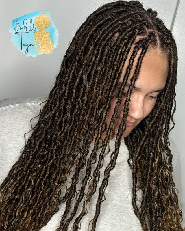 Braiding work by Taja