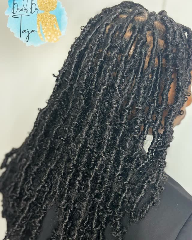 Braiding work by Taja