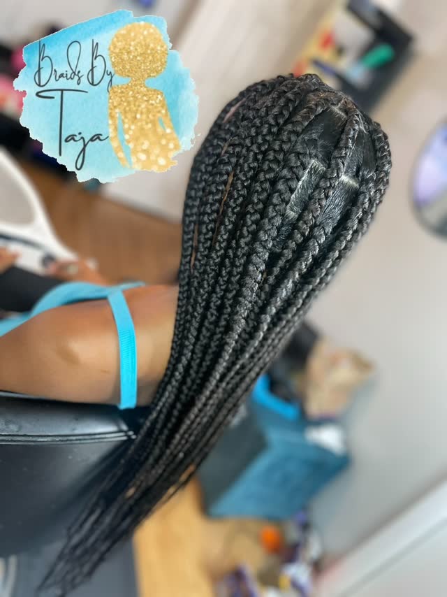 Large Knotless Mid Back Box Braids