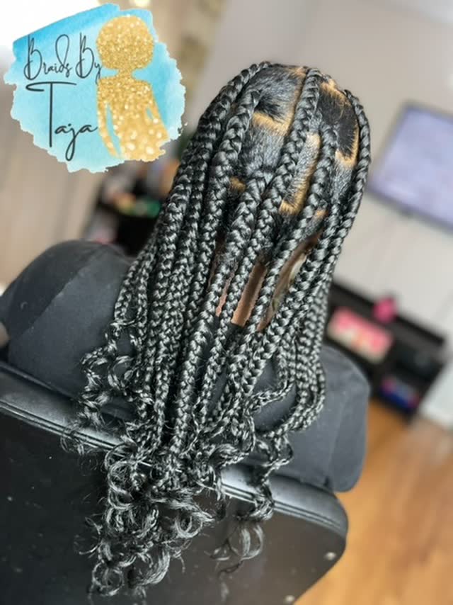 Jumbo Knotless MidBack Box Braids Hair Included